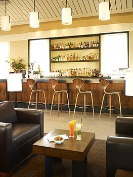 Lounge/Bar