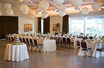 Ballroom/Banquet