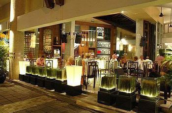 Lounge/Bar
