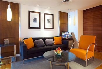 Lounge/Bar