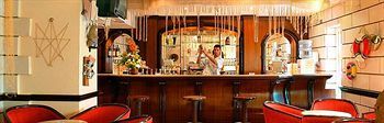Lounge/Bar