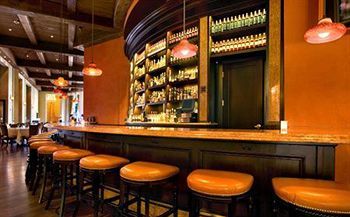 Lounge/Bar