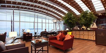 Lounge/Bar