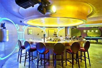 Lounge/Bar