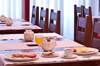 Breakfast room