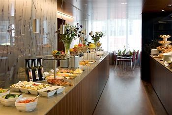 Breakfast room
