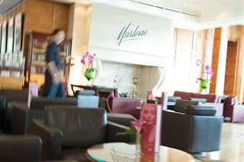 Lounge/Bar