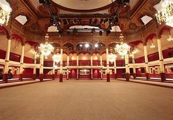 Ballroom/Banquet