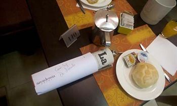 Breakfast room