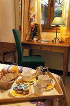 Breakfast room