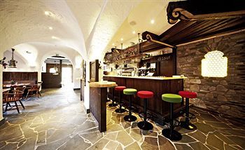 Lounge/Bar