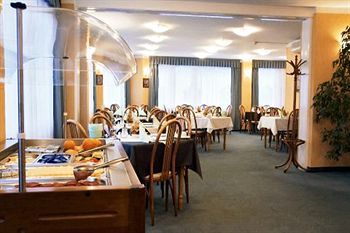Breakfast room