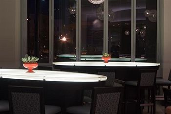 Lounge/Bar