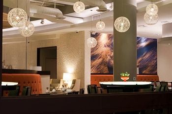 Lounge/Bar