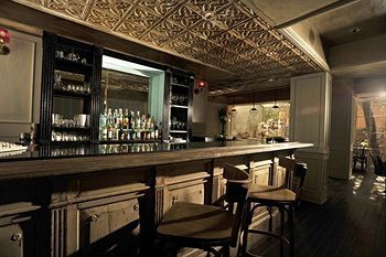 Lounge/Bar