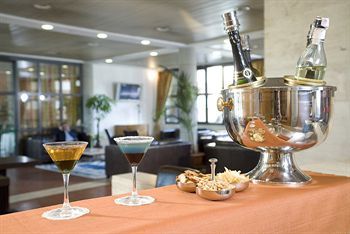 Lounge/Bar