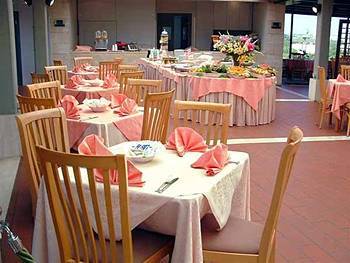 Breakfast room