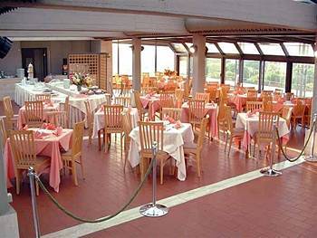 Breakfast room
