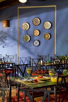 Breakfast room