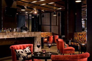Lounge/Bar