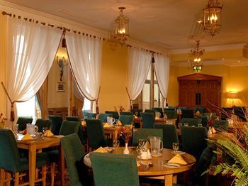 Breakfast room