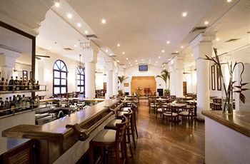 Lounge/Bar