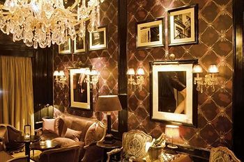 Lounge/Bar