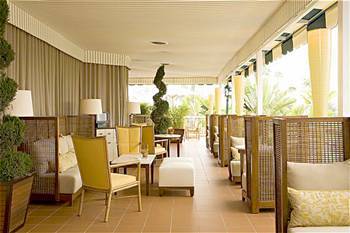 Lounge/Bar