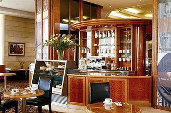 Lounge/Bar