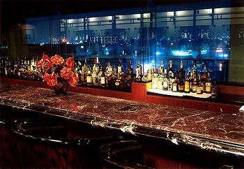 Lounge/Bar
