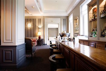 Lounge/Bar