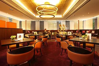 Lounge/Bar