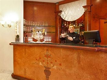 Lounge/Bar